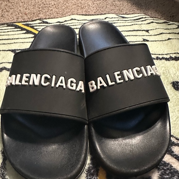 Balenciaga pool slides - Picture 2 of 4